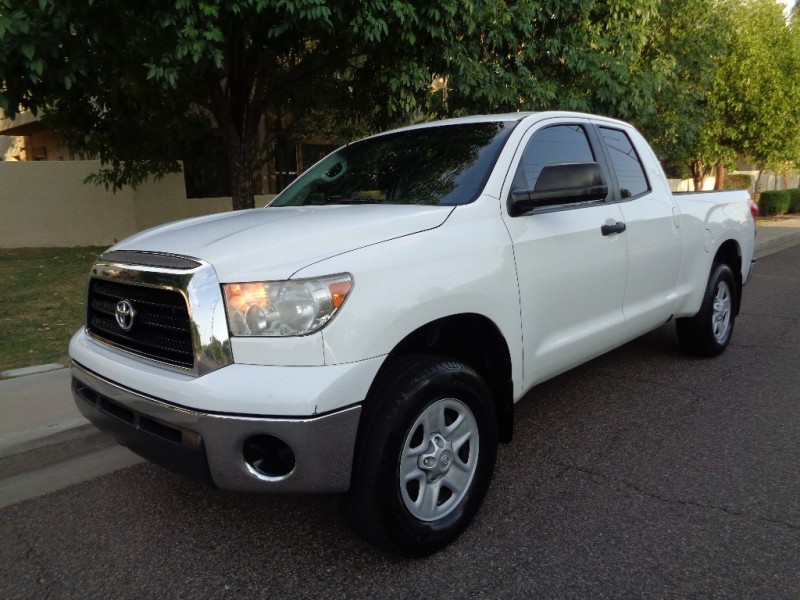 ** 2009 Toyota Tundra Double Cab V8 SR5 * 1-Owner * Clean Carfax * Immaculate **