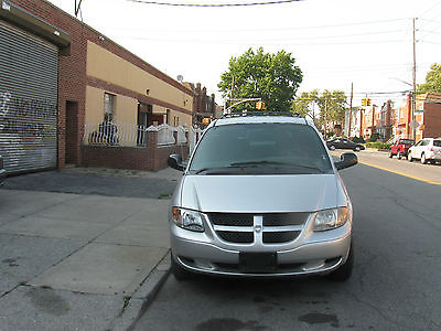 Dodge : Grand Caravan se 2004 dodge grand caravan wheelchair handicap van great condition low miles