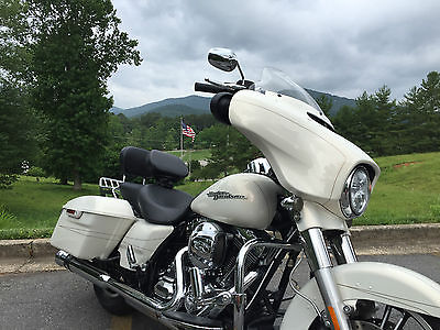Harley-Davidson : Touring 2015 street glide special reduced