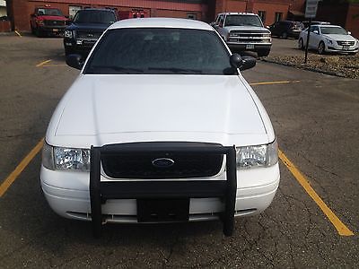 Ford : Crown Victoria Police Interceptor Sedan 4-Door SUPER CLEAN AND WELL MAINTAINED POLICE P71