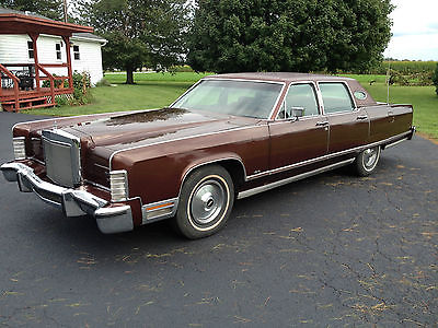 Lincoln : Continental Town Car 4-door 1977 lincoln continental town car 4 door 32 000 miles original