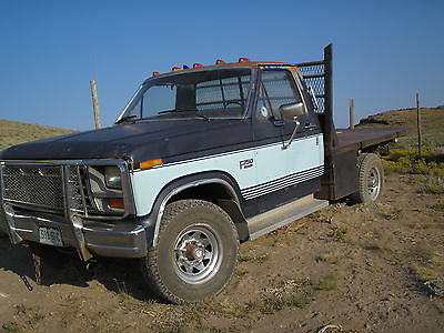 Ford : F-250 XLT 1985 85 ford f 250 4 wheel drive flatbed great work truck