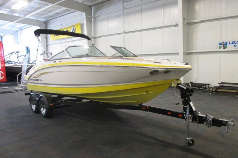 VERY CLEAN 2012 Chaparral 216 w/Only 55 Engine Hours!