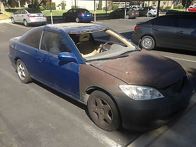 Honda : Civic cloth  2004 honda civic salvage title strong engine and transmission needs body work