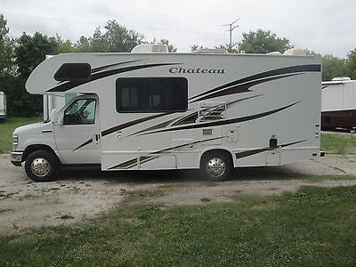 2013 Thor Chateau 23U Motorhome w/without Towed Vehicle Complete Ford E350 RV