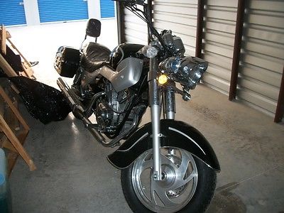 Other Makes : KINGRING MC-100-250 Black-silver, good condition. Only ridden 2 miles.  Cruiser Style, AS IS