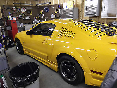 Ford : Mustang gt 2007 gt like new