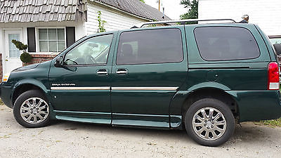 Buick : Terraza CXL Like NEW 2006 Buick Handicapped van LOW LOW miles