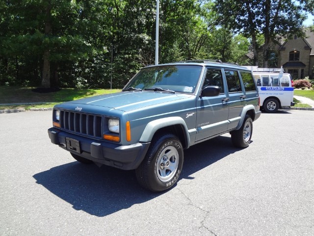1998 Jeep Cherokee 4dr Sport 4WD
