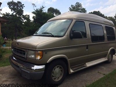 Ford : E-Series Van Travel Time Full Size Gold Handicapped Accessible