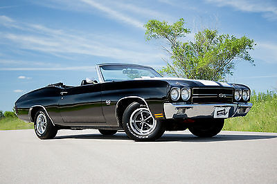 Chevrolet : Chevelle Super Sport (SS) 1970 chevelle 454 convertible black on black with white ss stripes 4 speed