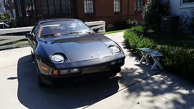 Porsche : 928 Standard Trim 1979 porsche 928 17 079 actual miles minimum bid is reserve looks runs great