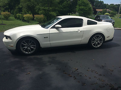 Ford : Mustang GT 5.0 2011 ford mustang gt 5.0 low mileage