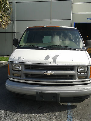 Chevrolet : Express cargo van 2500 1999 chevy express 2500 van cargo 96763 original miles used