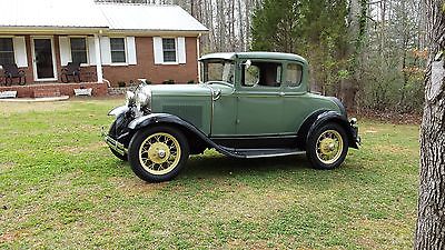 Ford : Model A 1930 model a deluxe coupe