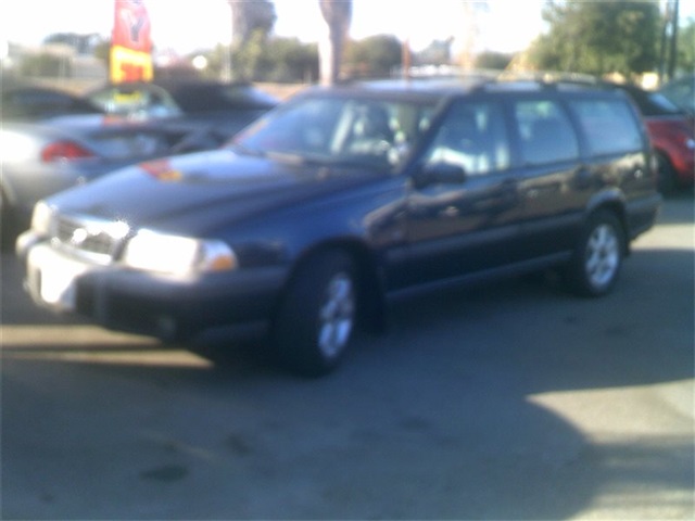 1999 Volvo V70 XC Stanton, CA