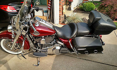 Harley-Davidson : Touring 2 tone maroon road king classic excellent condition low miles
