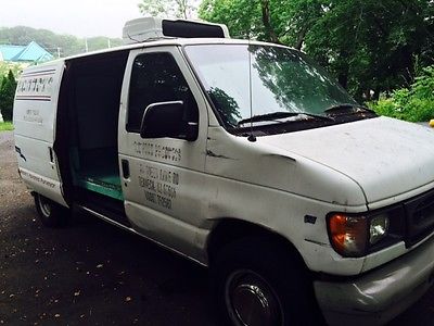 Ford : E-Series Van White 1999 white e 350 ford food grade insulation and thermo king refrigeration van