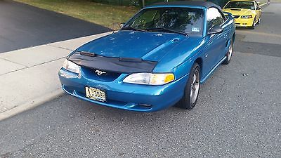 Ford : Mustang 94 mustang convertible mint condition