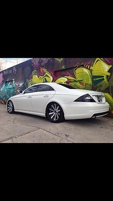 Mercedes-Benz : CLS-Class White, 4DR, AMG Sport Package,
