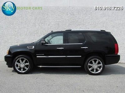 Cadillac : Escalade Luxury AWD Luxury Collection Rear Seat DVD NAVI Moonroof BOSE Blind Spot 22's