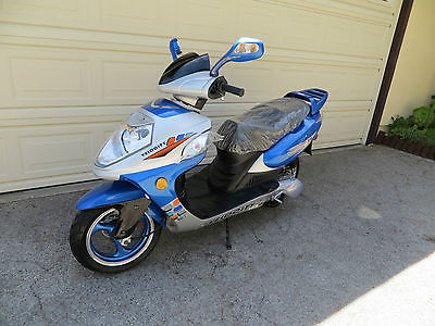 Other Makes : MP150 - 12  Velocity MP 150 - 12 Moped Gas Scooter