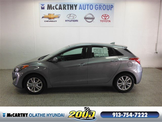 2014 HYUNDAI Elantra GT 4dr Hatchback 6M w/Blue Interior