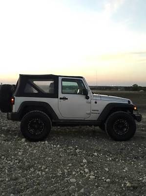 Jeep : Wrangler Sport 2010 jeep wrangler sport lifted new tires and wheels looks and drives great