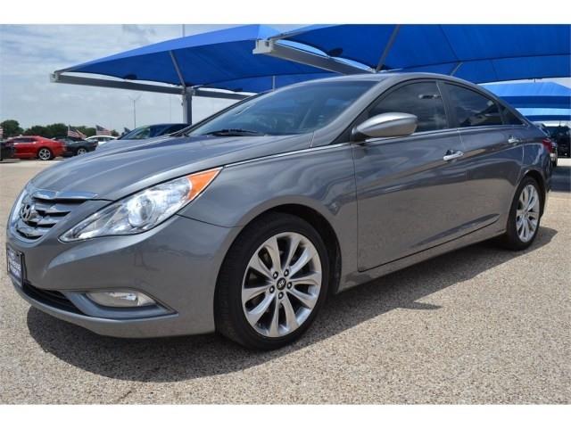 2013 HYUNDAI Sonata Limited 4dr Sedan PZEV w/Wine Interior