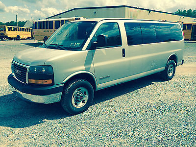 GMC : Savana 3500 2006 gmc 3500 savannah 15 passenger van gas engine low miles