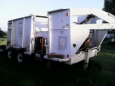 Trash truck trailer