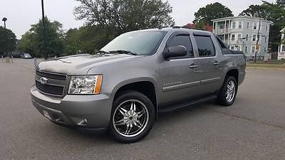 Chevrolet : Avalanche LTZ Crew Cab Pickup 4-Door CHEVY AVALANCHE LTZ LOADED WITH EXTRAS ** ONLY 24,000 MILES - $25000