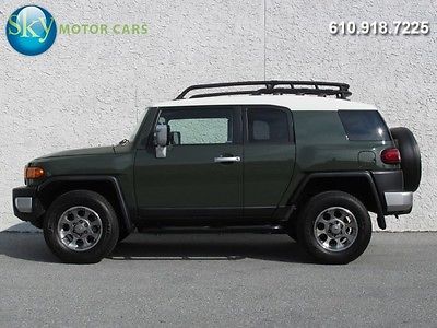 Toyota : FJ Cruiser Base Sport Utility 4-Door 27 044 miles 4 x 4 automatic rear diff lock satellite radio upgrade package