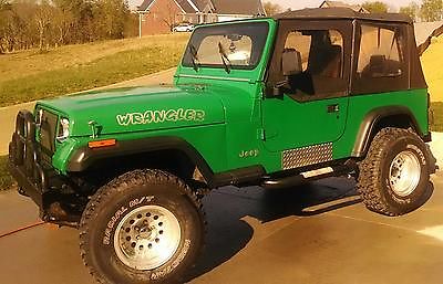 Jeep : Wrangler Base 1995 jeep wrangler v 8 swap 5 speed manual 4 x 4 new paint top tires and carpet
