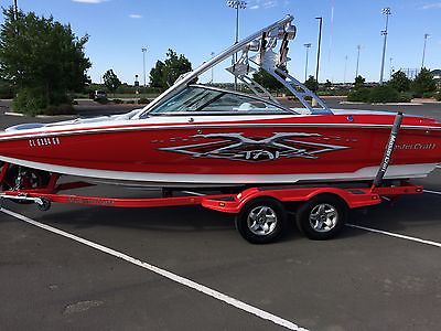 2004 Mastercraft X Star Wakeboard surf boat