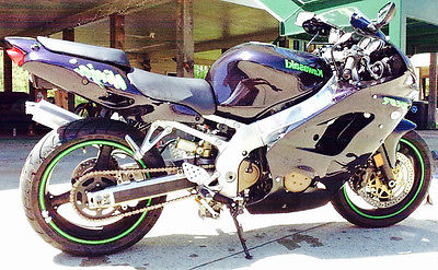 Kawasaki : Ninja Super fast Kawasaki ZX9R Ninja! Garage kept, LIKE NEW! VERY LOW MILES!!!
