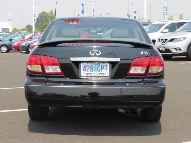 2004 Infiniti I35 4dr Car