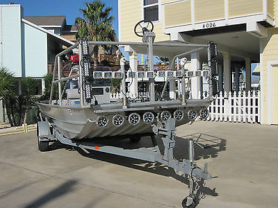 2013 Weld Craft Custom Flounder Gigging Boat Yamaha Outboard Honda Air Motor
