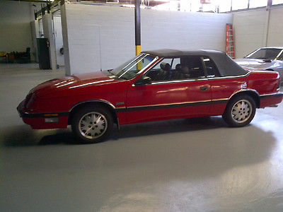 Chrysler : LeBaron Chrysler LeBaron Red Convertible 1987