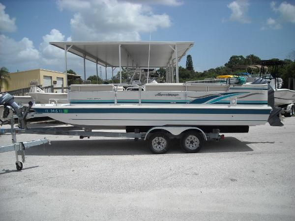 2001 Hurricane FunDeck 226