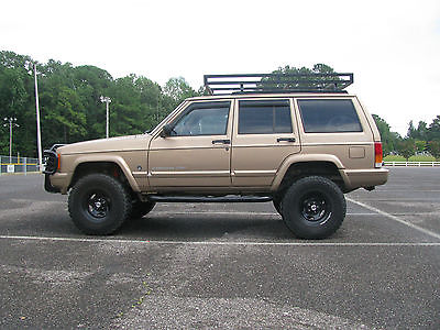 Jeep : Cherokee Classic Sport Utility 4-Door low mileage, bulletproof 4.0 Inline 6, auto, 4wd,