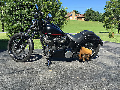 Harley-Davidson : Softail 2012 harley davidson blackline fxs 103