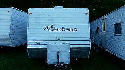 2004 Coachman 27 foot Spirit of America Limited Edition