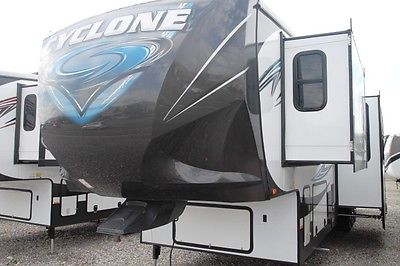New Cyclone 39500 Toy Hauler Shipping Included Warranty Money Back Guarantee