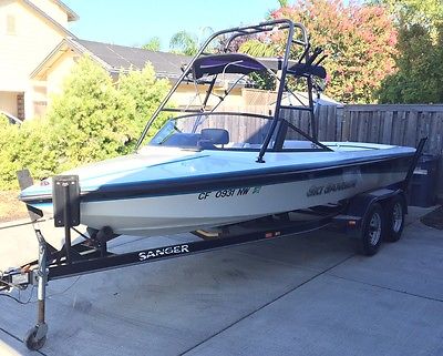 1997 SKI SANGER DX II - only 340 hours! - wakeboard tower, tandem axle trailer