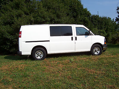 Chevrolet : Express Loaded CHEVY EXPRESS 1500 AWD VAN 2005