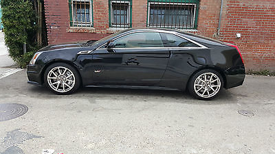 Cadillac : CTS CTS-V  Pristine 2011 Cadillac CTS V Coupe 2-Door 6.2L with 19k miles