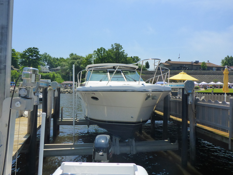 2004 TIARA 3200 Open