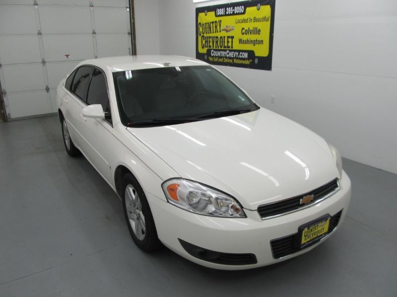 2006 Chevy Impala LT ***GREAT CAR FOR BACK TO SCHOOL***