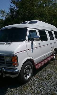 Dodge : Other Class B 1993 Road-Trek 190  Travel Van/ RV 1992 Dodge B350 Base Extended Passenger Van 3-Door 5.2L Nice